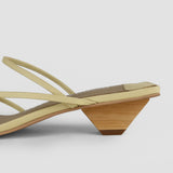 SANDALIA LUA - AMARILLO